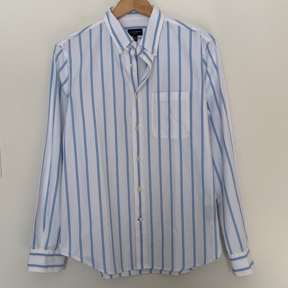 Club Monaco NWOT Men's Slim Fit Striped White and Blue Shirt - Picture 4 of 8